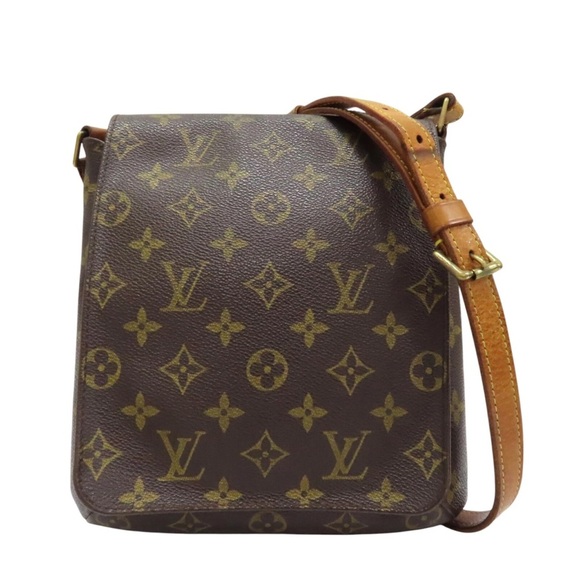 Louis Vuitton Musette - Picture 2 of 15